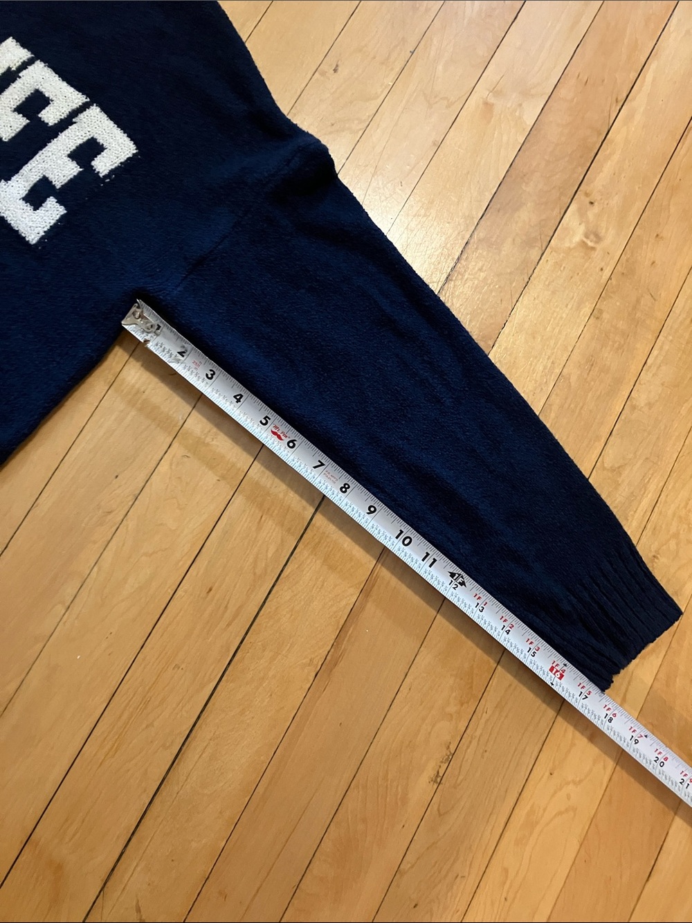Panache Apparel Lake Life Navy Blue Statement Sweater Size Small - Picture 7 of 7